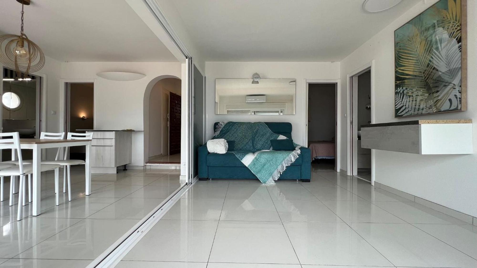 Precioso Apartamento Moderno En Primera Linea Del Mar Av-11 Росас Экстерьер фото